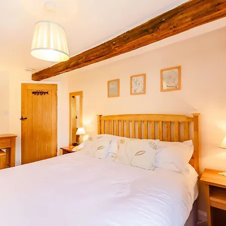 2 Bed In Sz341 Holiday home